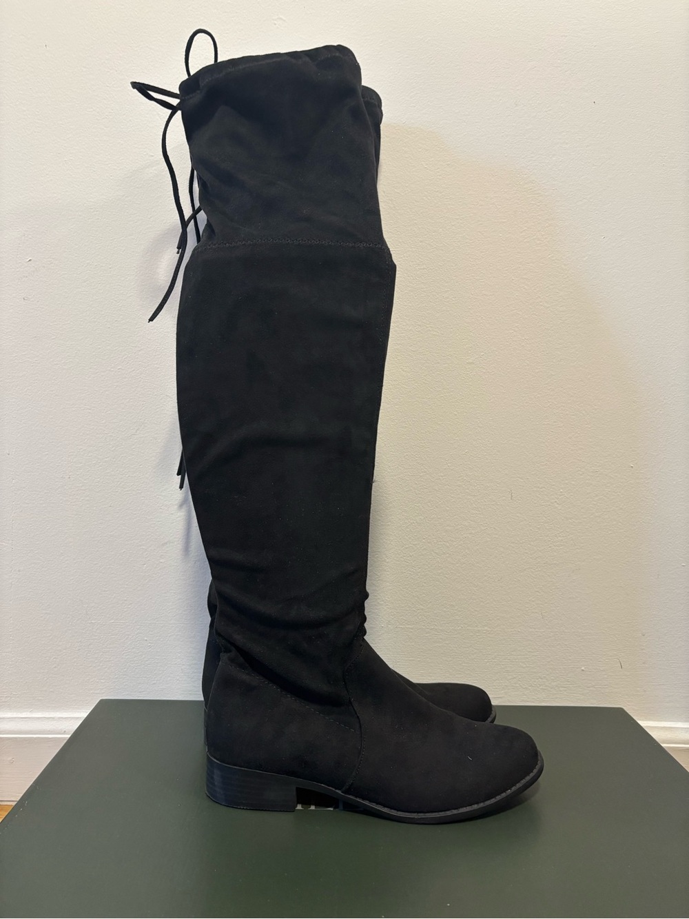 Black Over-the-Knee Women's Suede Boots
